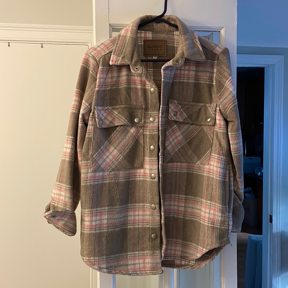 Womens plaid print shacket jacket